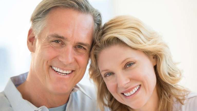 dentist_in_53066